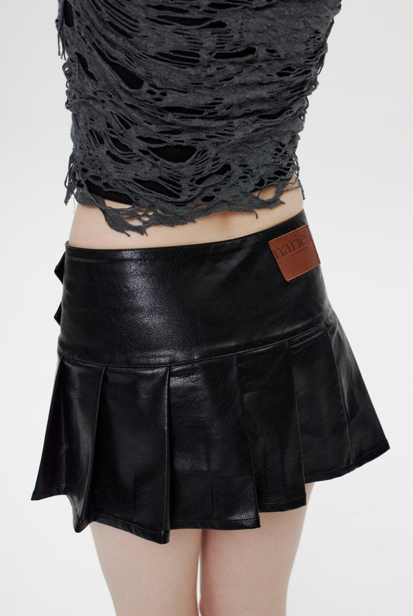 Maggie High-waisted Leather Pleated Skirt